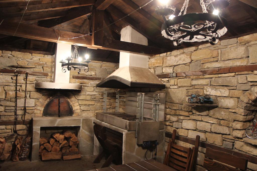 מלון בוז'נצי New Bakalov House חדר תמונה